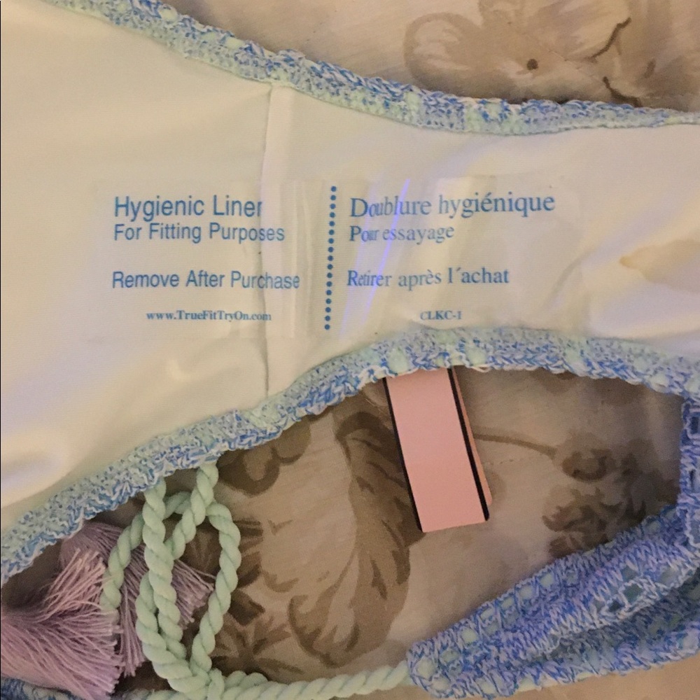 💦$109. SOLD💦🔥$41 Make an OfferVictoria's ruched halter bikini/select bottoms - Picture 10 of 13